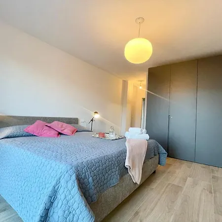 Modern House Apartament Menaggio