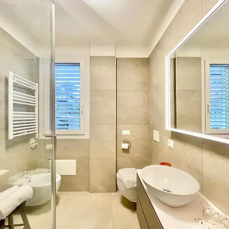 Modern House Apartament