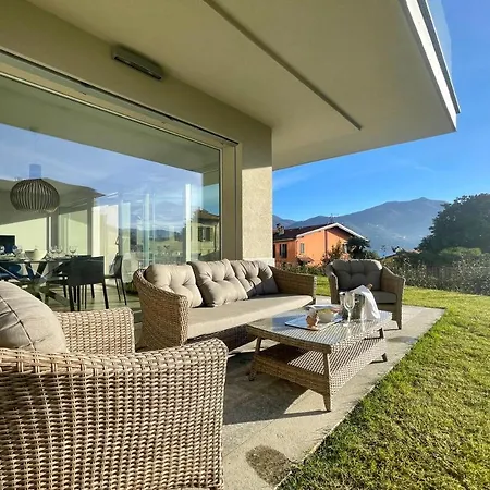 Lägenhet Modern House Menaggio