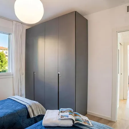 Modern House شقة *