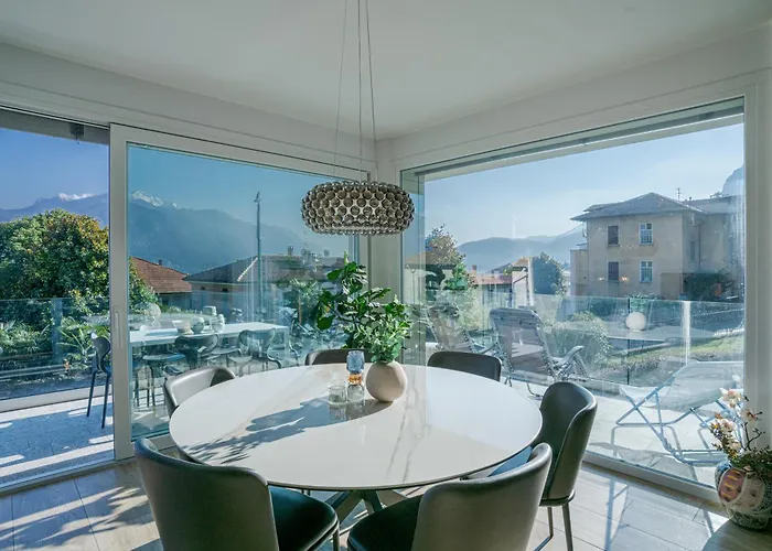 Modern House Apartman